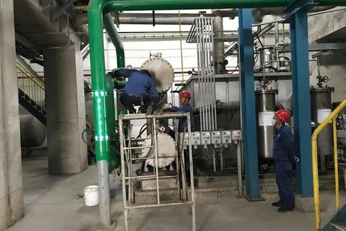 丰喜国泰运营部空分车间清洗稀油站油冷却器 提高设备运行效率