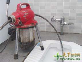 太原前北屯路马桶疏通、捞取失物改造下水道