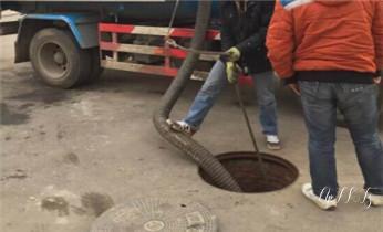 广州高压吸粪车清洗马桶厕所管道疏通 (吸抽清理清掏清运化粪池-污水池-工业废水池-污水沙井-专业公司师傅热线服务电话)