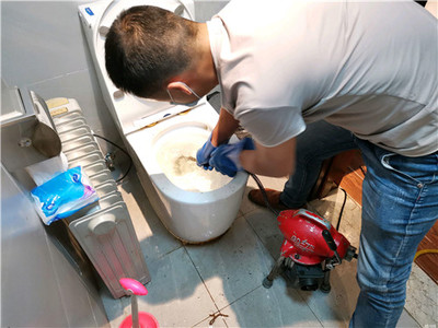 北京宣武上门疏通马桶多少钱一次_明码标价_不乱收费