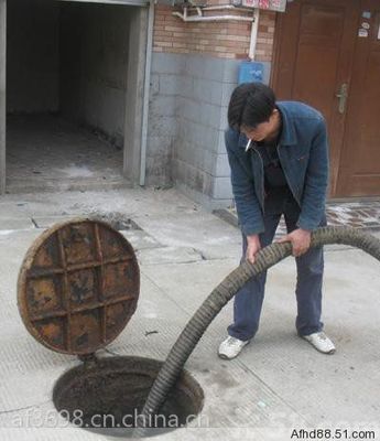 长沙岳麓区,失物打捞,疏通下水道,疏通厕所,疏通管道,清理化粪池